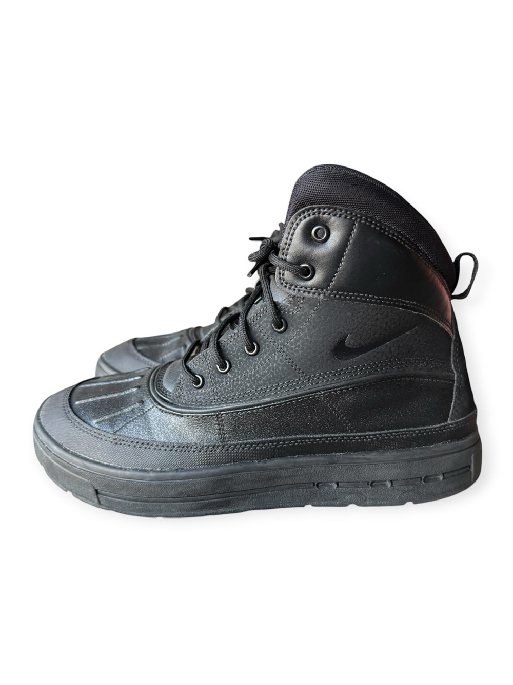 Nike ACG Waterproof Cold Weather Boots, Women’s 8.5